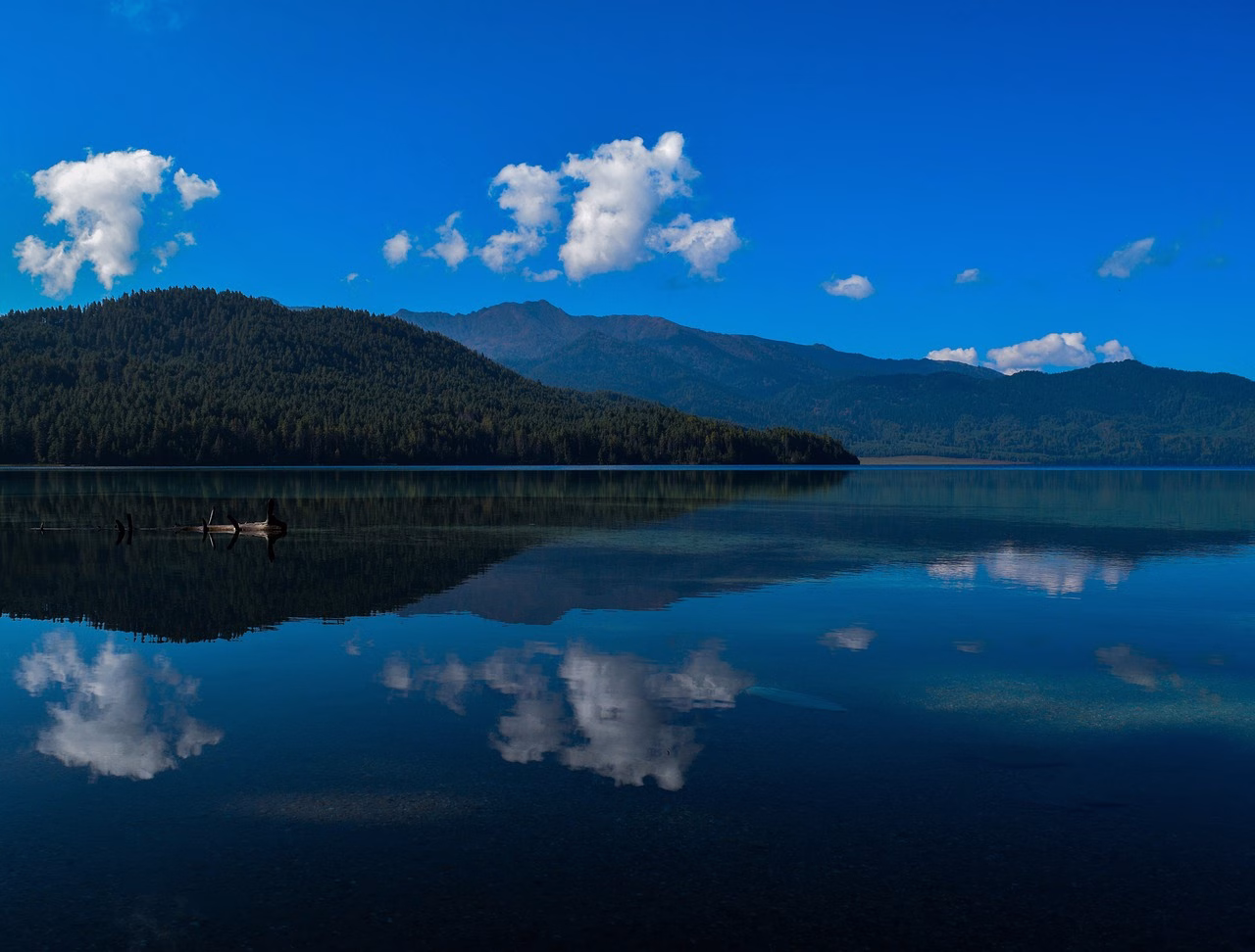 Overview of Rara Lake